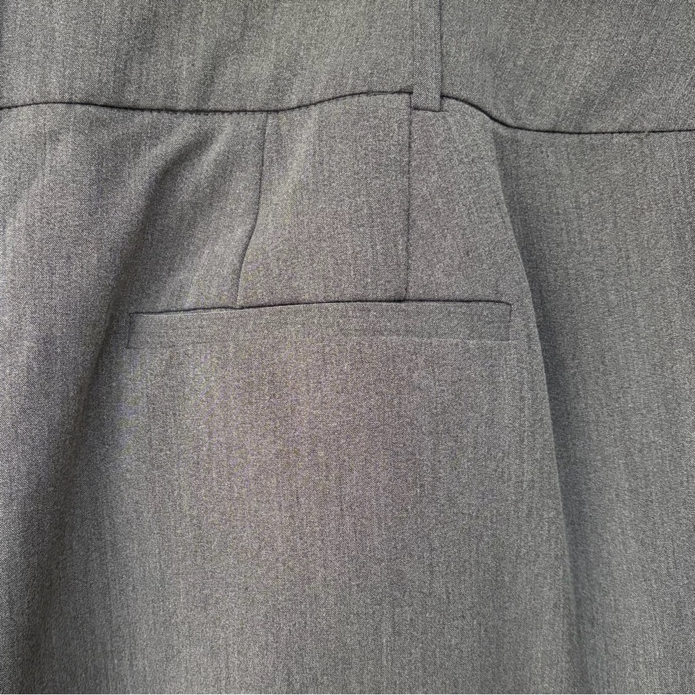 •Lane Bryant• NWT Gray High Rise Wide Leg Pants - Size 24 - Picture 5 of 9